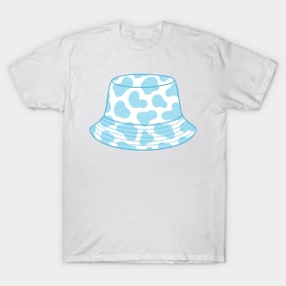 Light blue cow print bucket hat T-Shirt